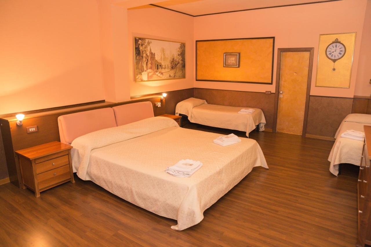 Il Castello Di Perano Hotel ภายนอก รูปภาพ