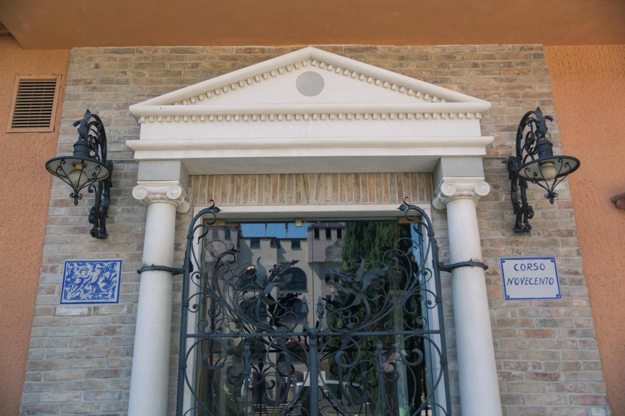 Il Castello Di Perano Hotel ภายนอก รูปภาพ