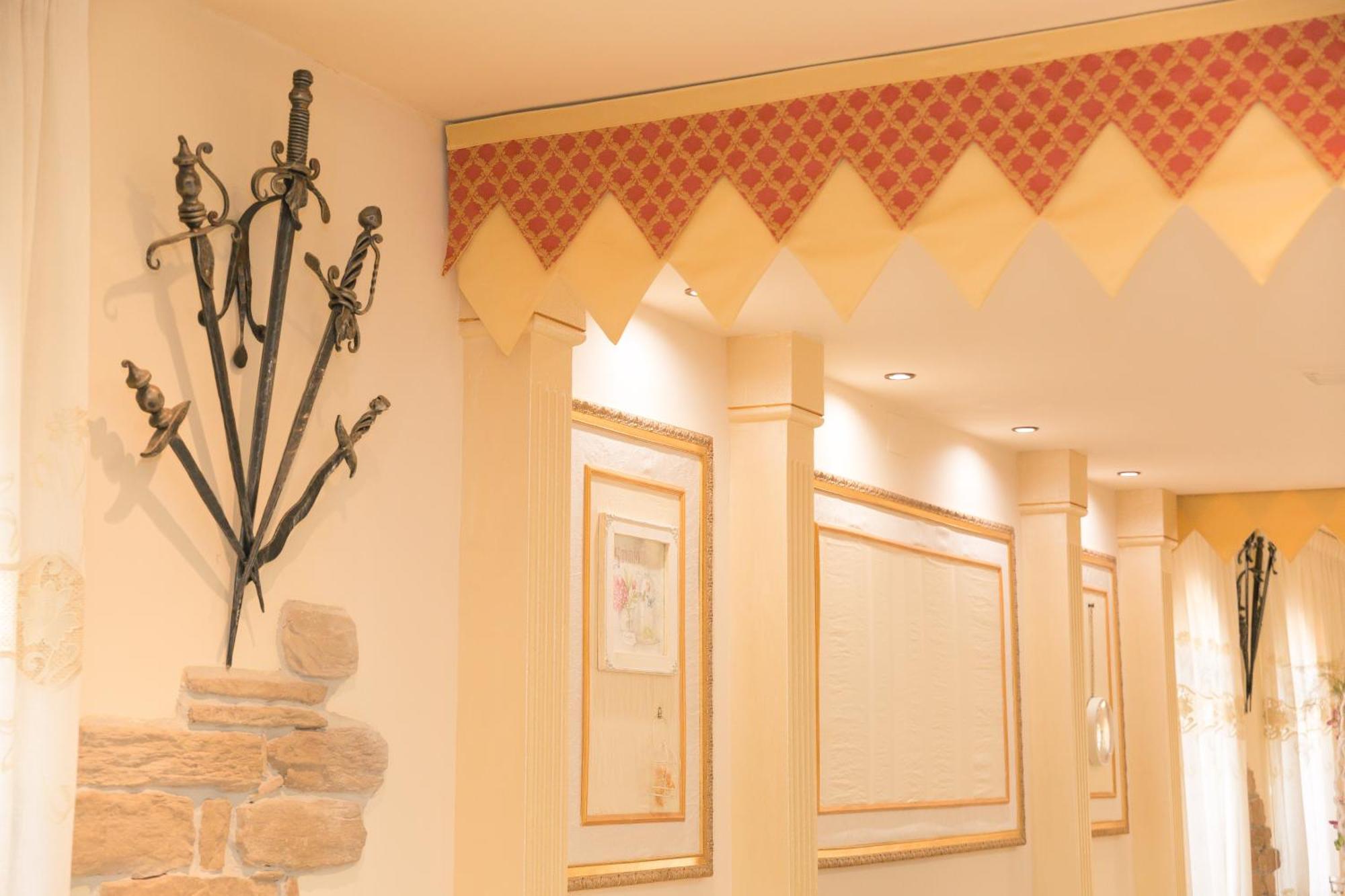 Il Castello Di Perano Hotel ภายนอก รูปภาพ