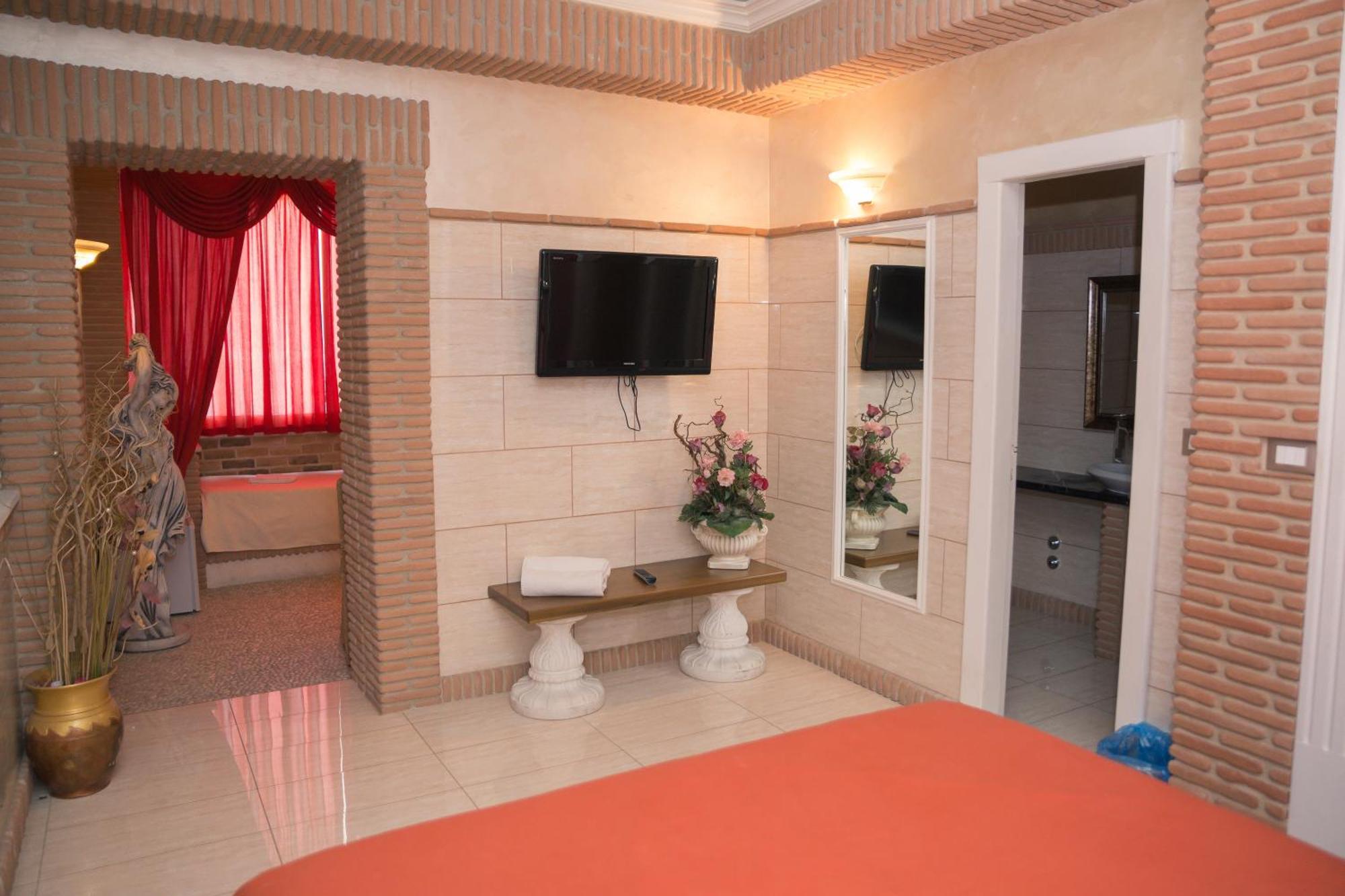 Il Castello Di Perano Hotel ภายนอก รูปภาพ